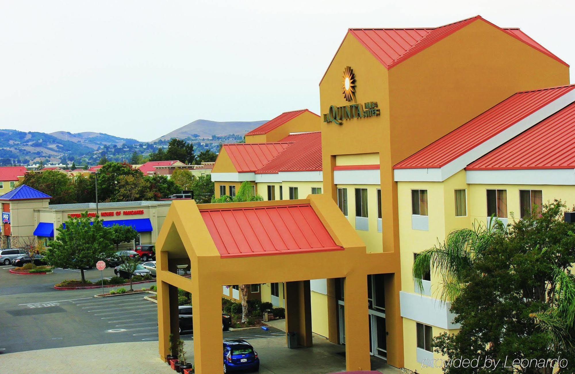 La Quinta By Wyndham Dublin - Pleasanton Hotel Exterior photo